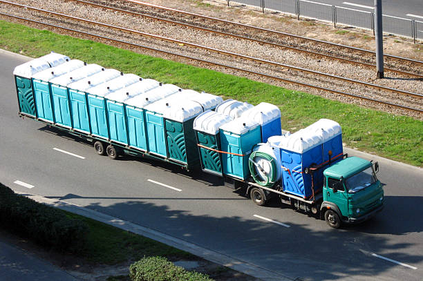 Best Porta potty delivery and setup  in Amboy, IL